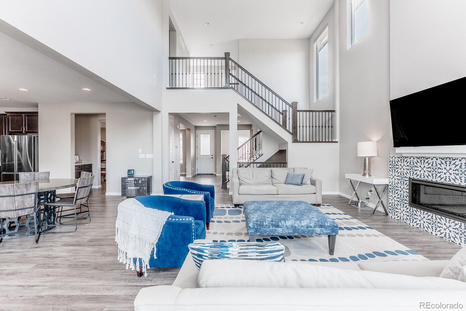 MLS Image #12 for 211  luna court,erie, Colorado