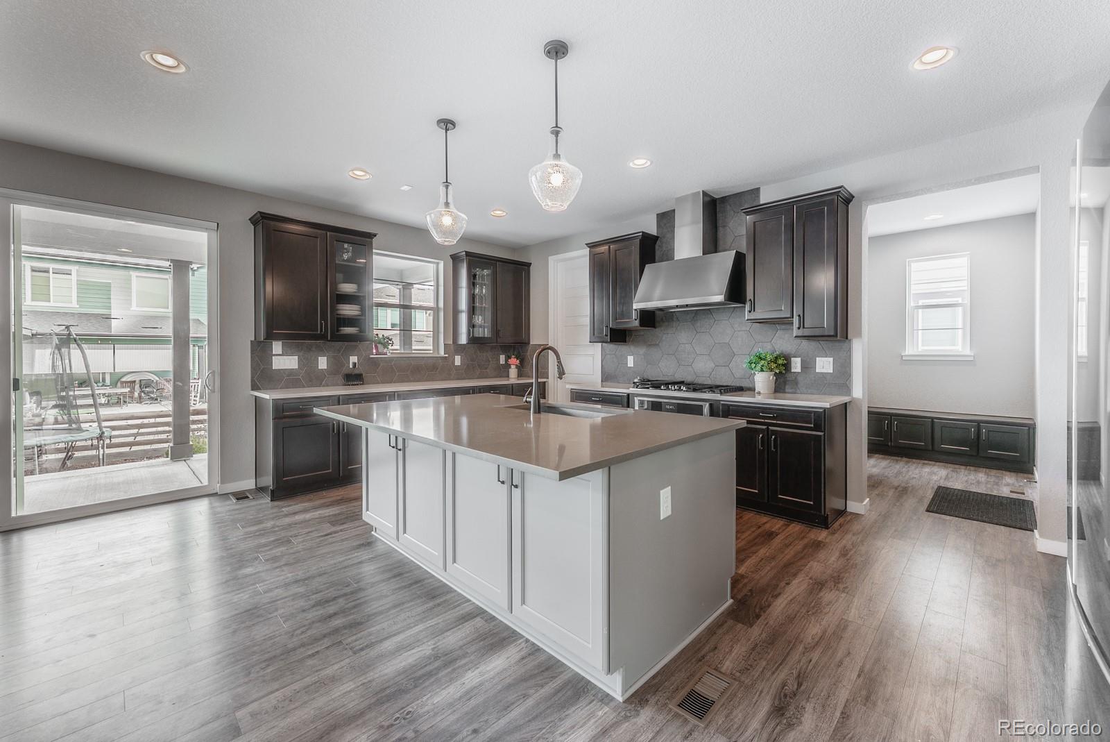 MLS Image #14 for 211  luna court,erie, Colorado