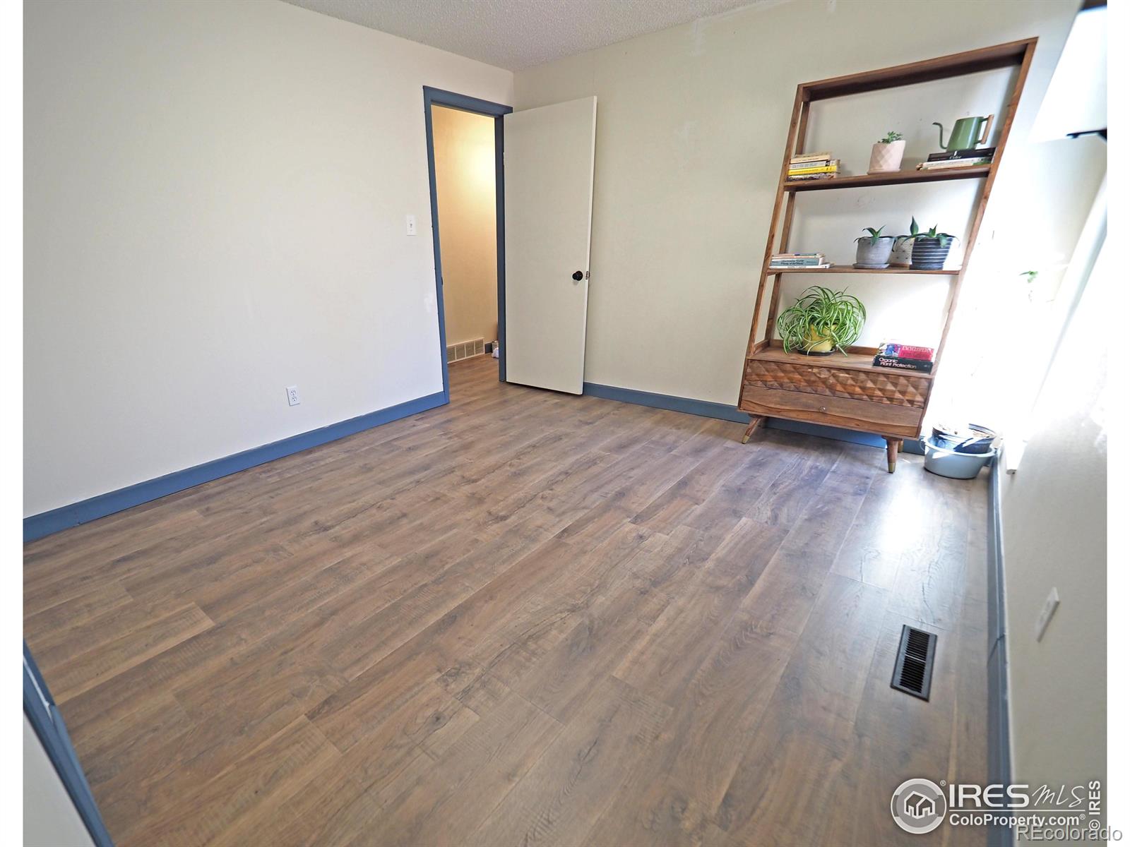 MLS Image #9 for 1517  atwood street,longmont, Colorado