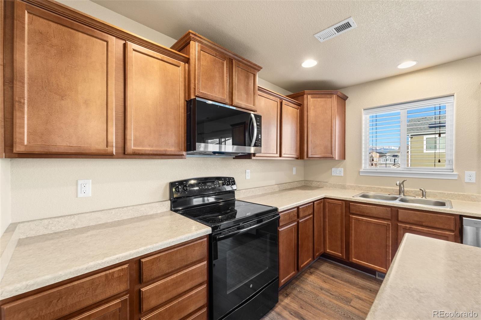 MLS Image #18 for 3946  reindeer circle,colorado springs, Colorado