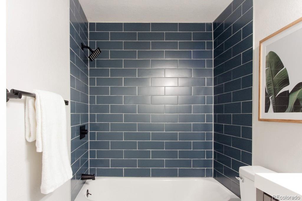 MLS Image #10 for 1024  stuart street,denver, Colorado