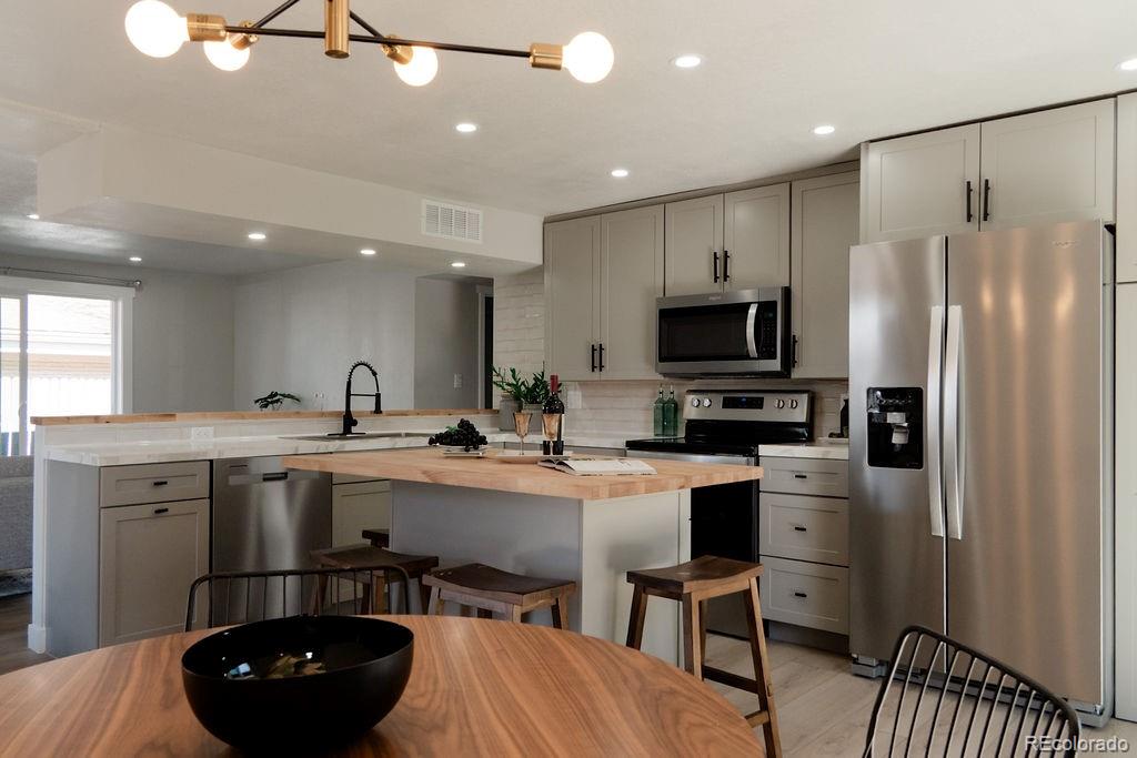 MLS Image #4 for 1024  stuart street,denver, Colorado