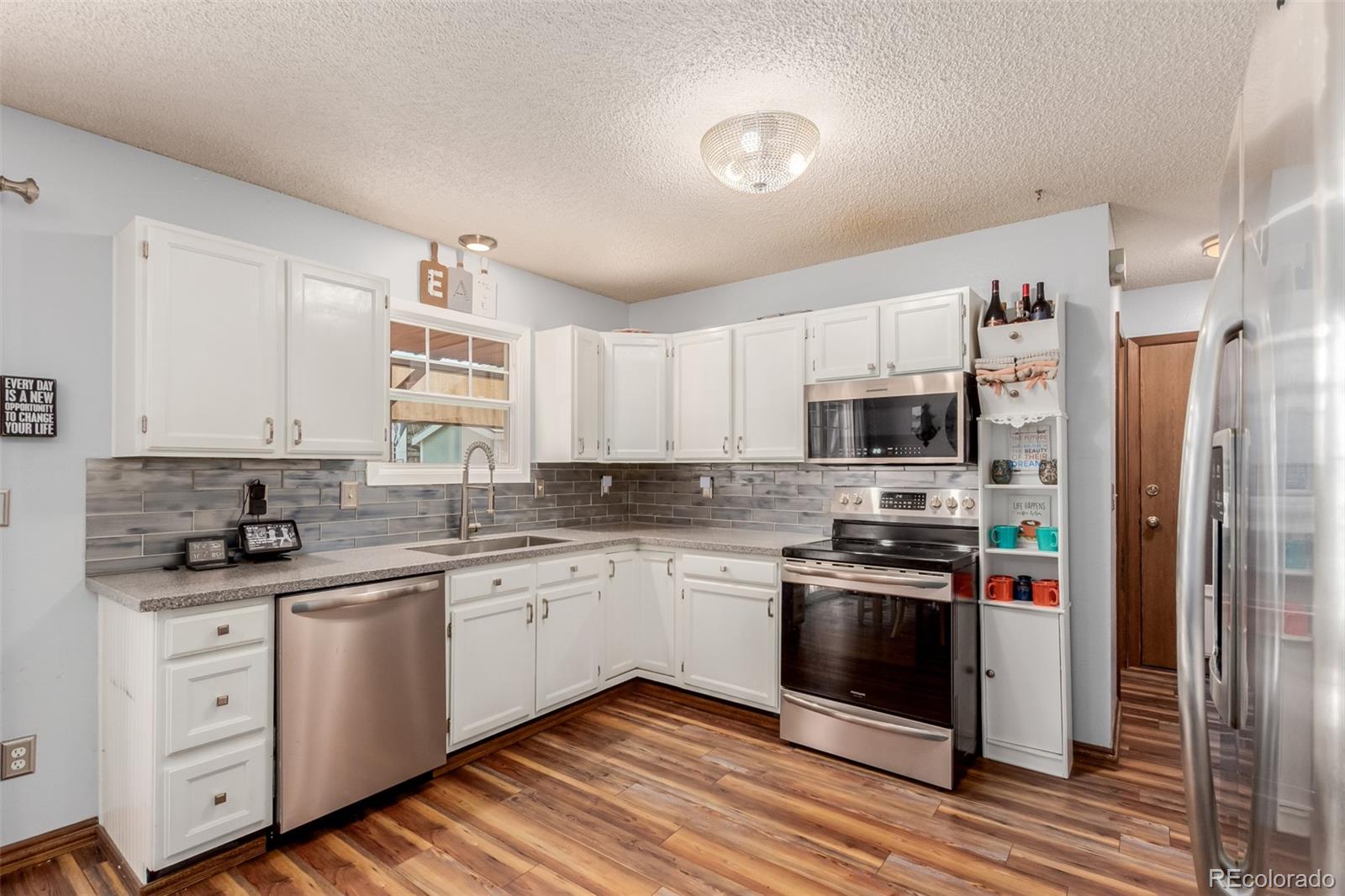 MLS Image #10 for 4021  boulder drive,loveland, Colorado