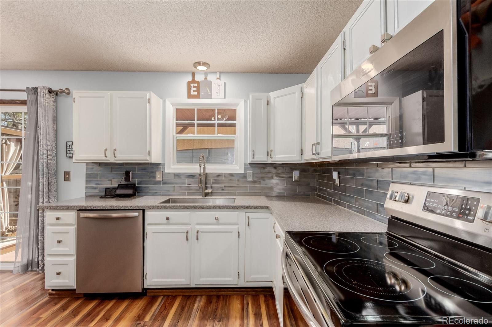 MLS Image #8 for 4021  boulder drive,loveland, Colorado