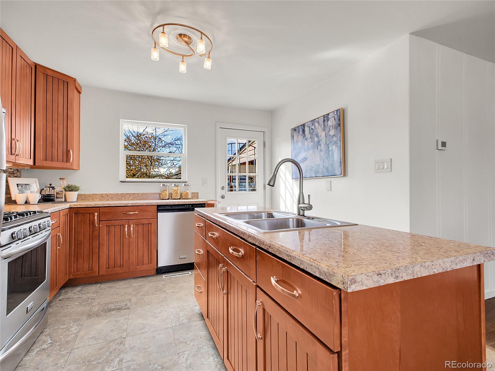 MLS Image #11 for 1681  nome street,aurora, Colorado