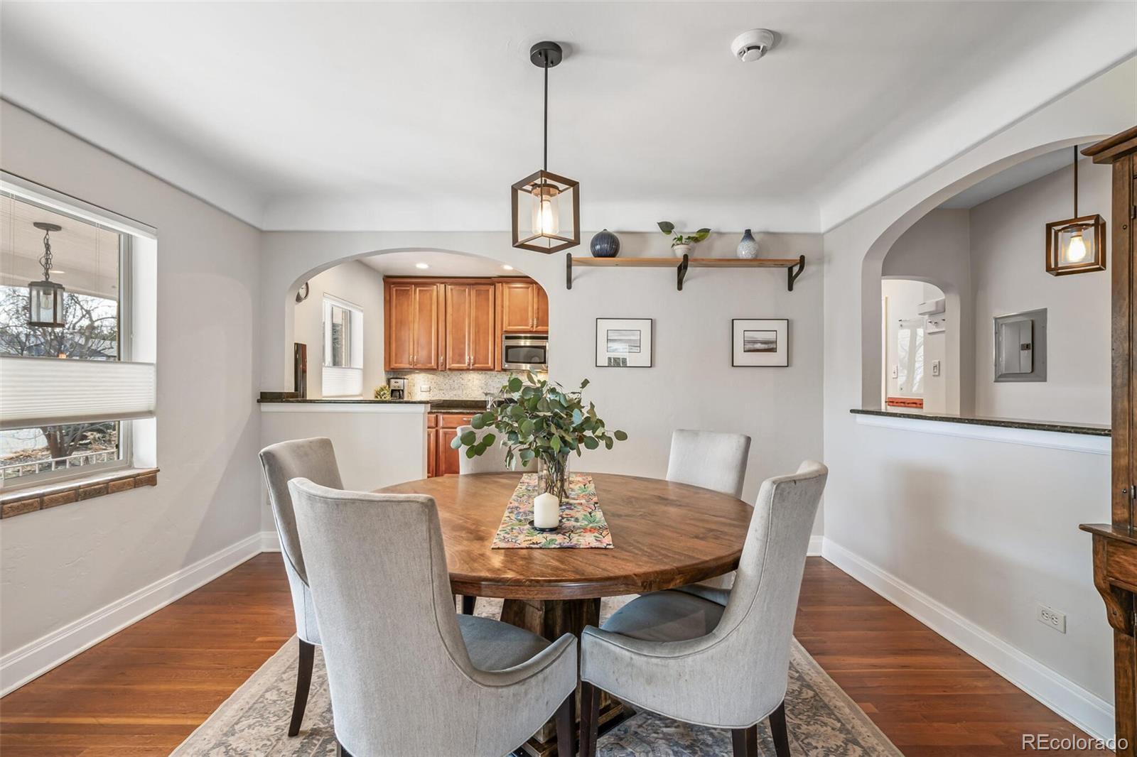 MLS Image #10 for 725  dahlia street,denver, Colorado