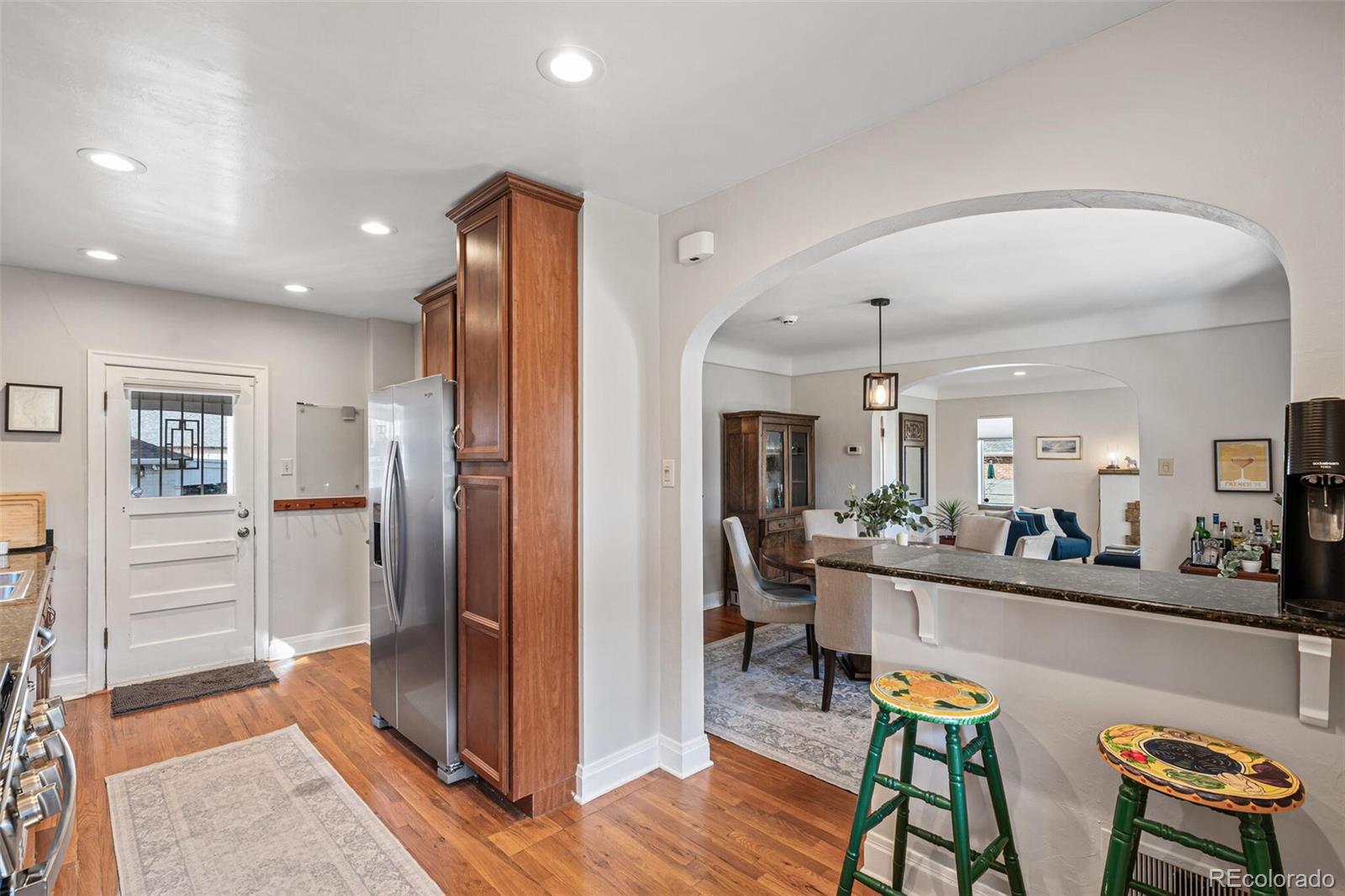 MLS Image #13 for 725  dahlia street,denver, Colorado