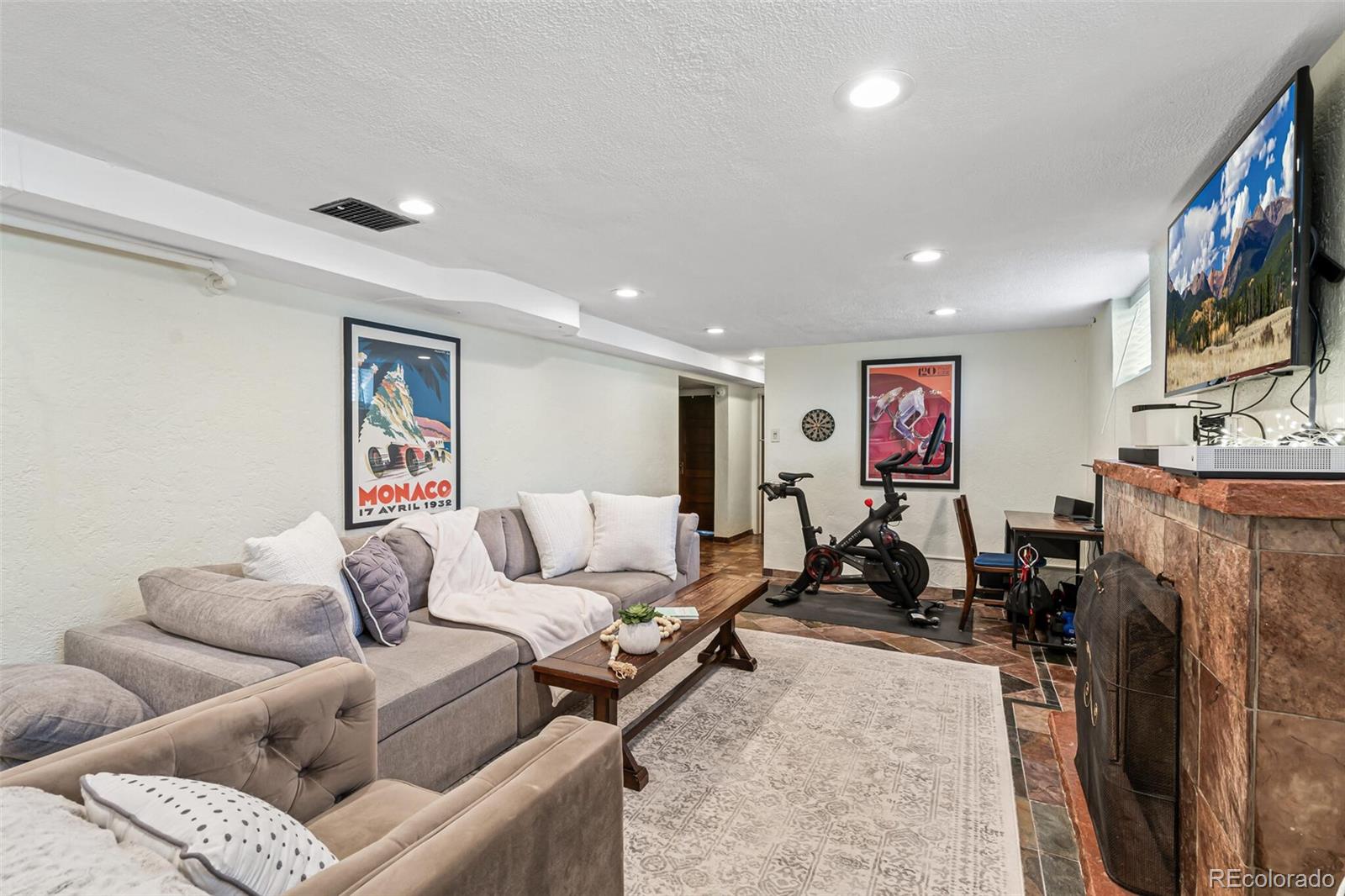 MLS Image #25 for 725  dahlia street,denver, Colorado