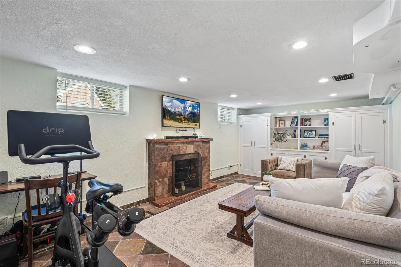 MLS Image #26 for 725  dahlia street,denver, Colorado