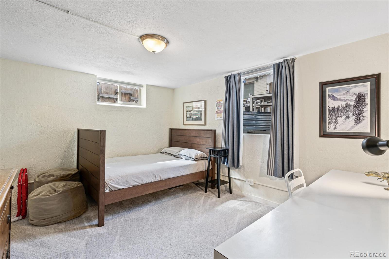 MLS Image #27 for 725  dahlia street,denver, Colorado