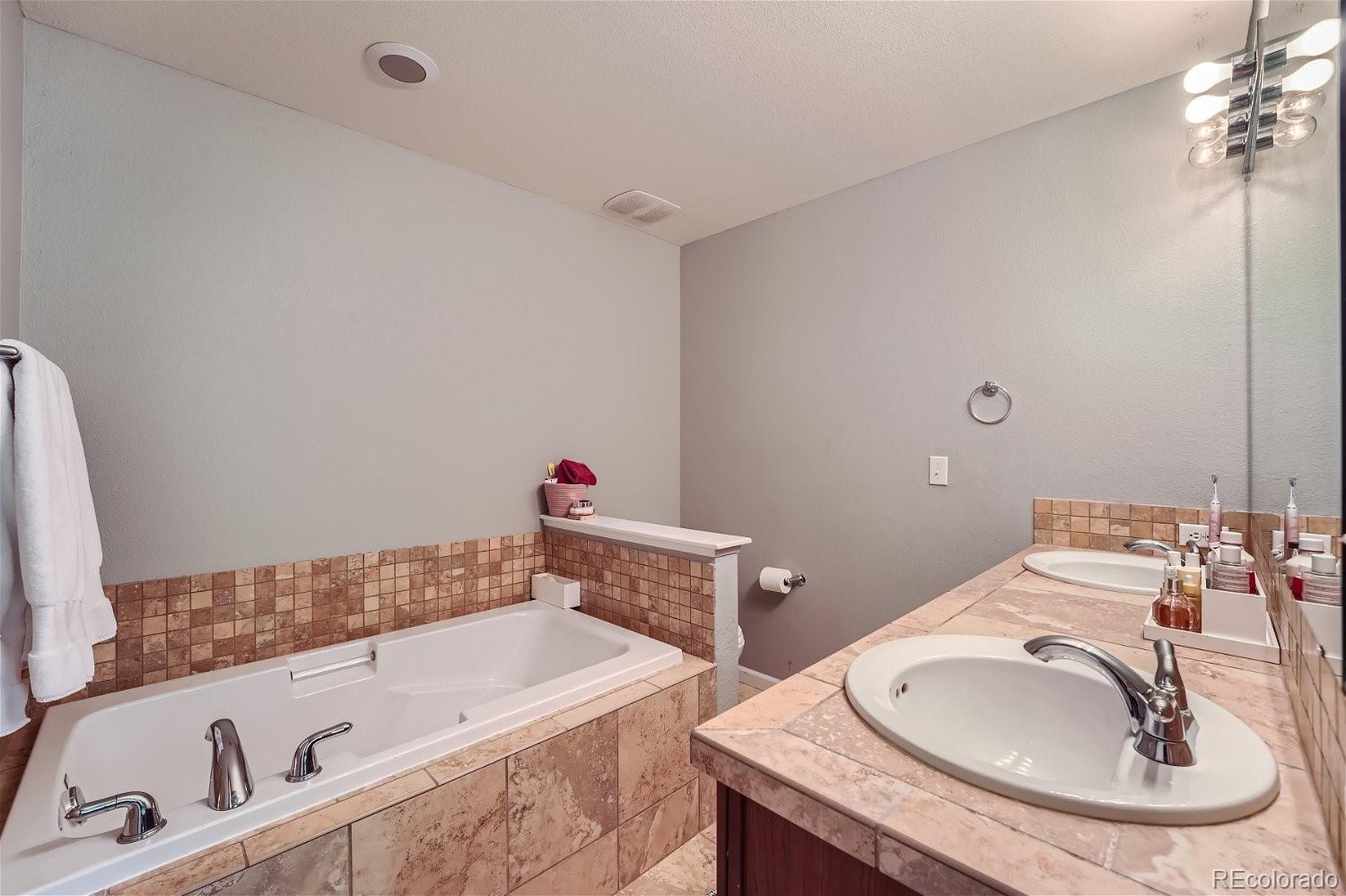 MLS Image #16 for 467 s reed court,lakewood, Colorado