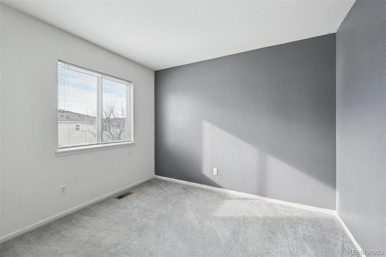 MLS Image #14 for 4865  gibraltar street,denver, Colorado