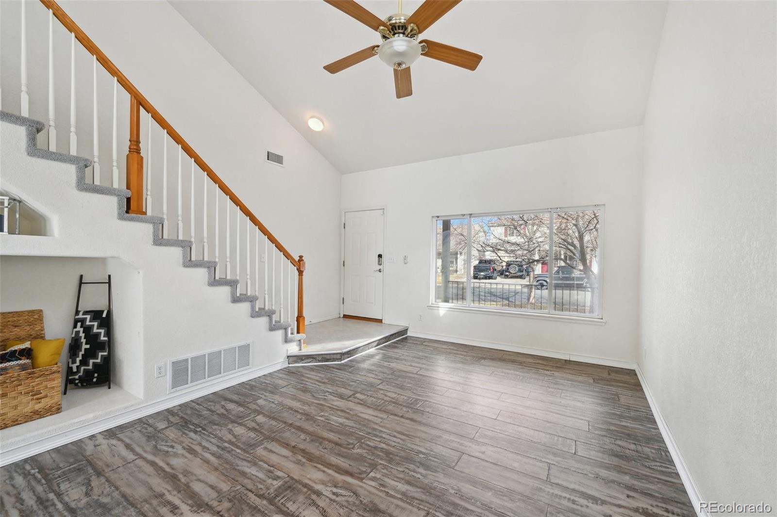 MLS Image #3 for 4865  gibraltar street,denver, Colorado