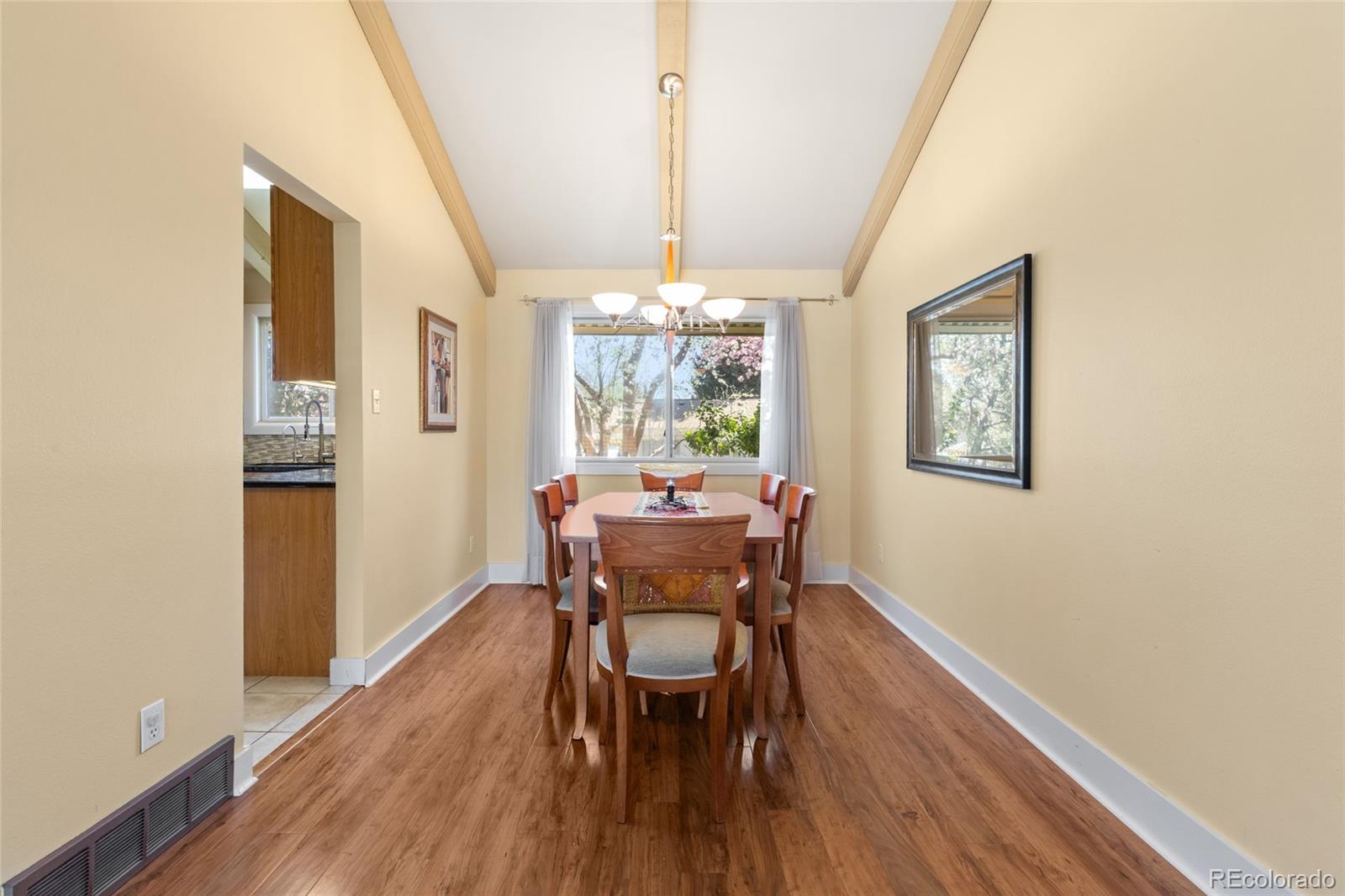 MLS Image #7 for 3970 s syracuse way,denver, Colorado