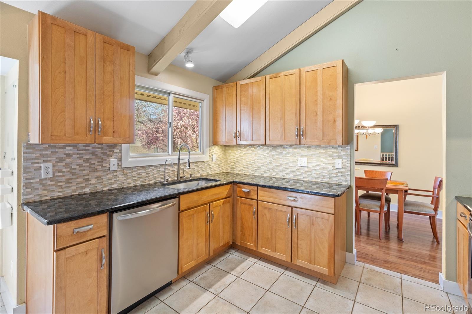 MLS Image #9 for 3970 s syracuse way,denver, Colorado