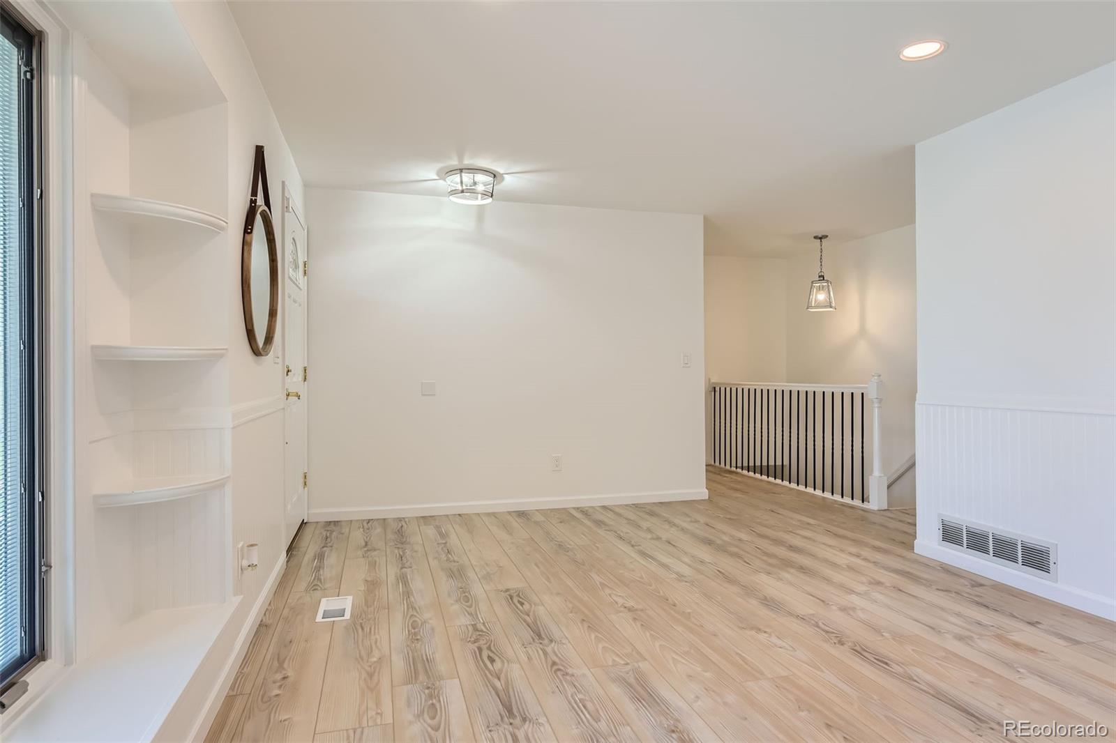 MLS Image #11 for 7946 s pennsylvania court,littleton, Colorado