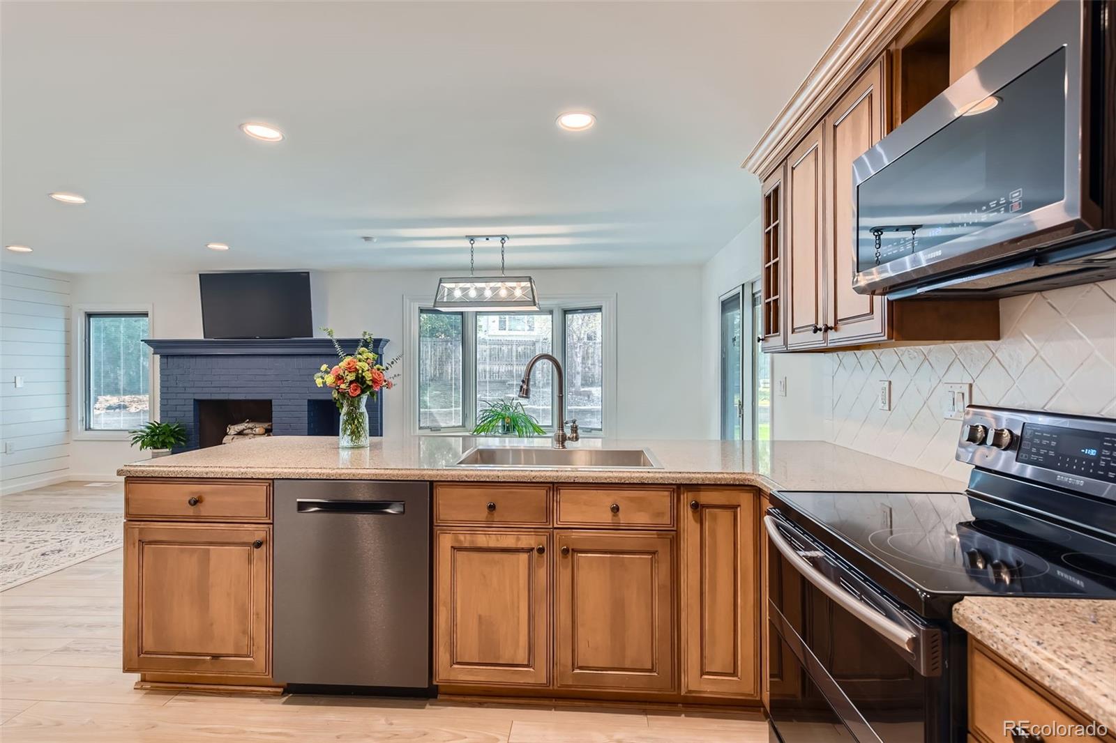 MLS Image #6 for 7946 s pennsylvania court,littleton, Colorado