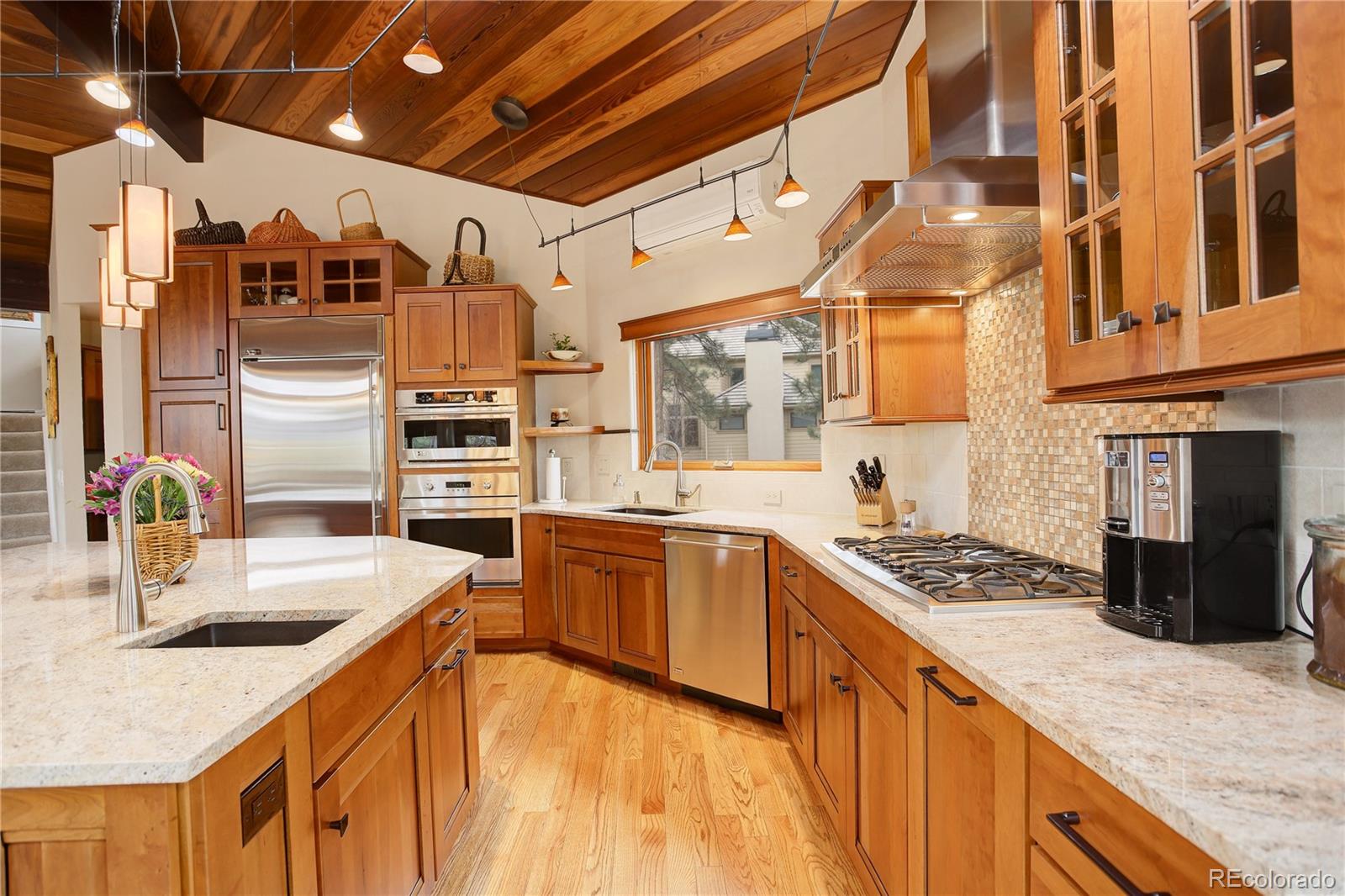 MLS Image #10 for 2420  juniper court,golden, Colorado