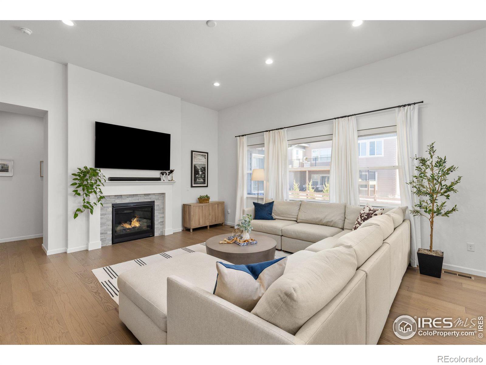 MLS Image #7 for 420  orion circle,erie, Colorado