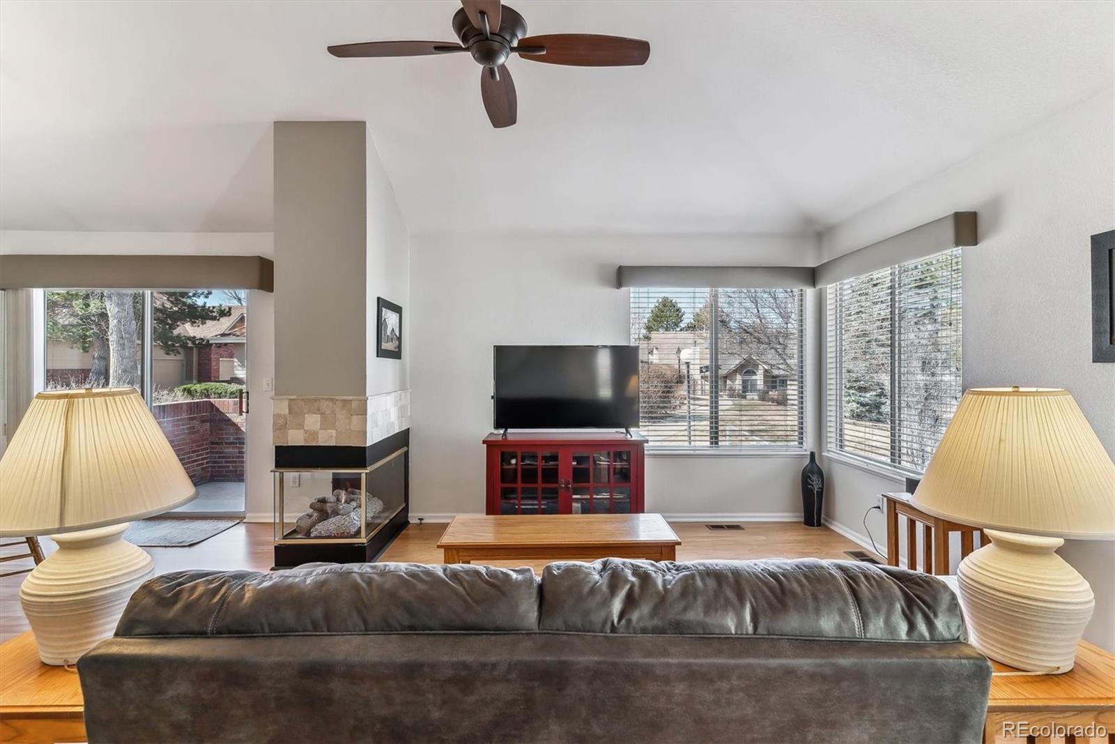 MLS Image #10 for 2135 s troy way,aurora, Colorado