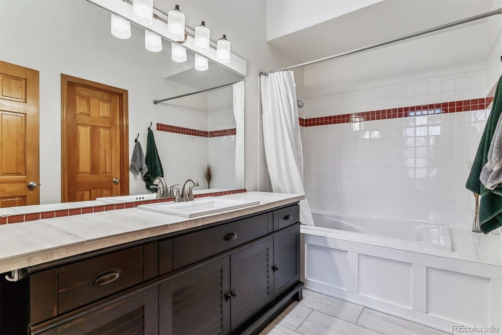 MLS Image #16 for 2135 s troy way,aurora, Colorado