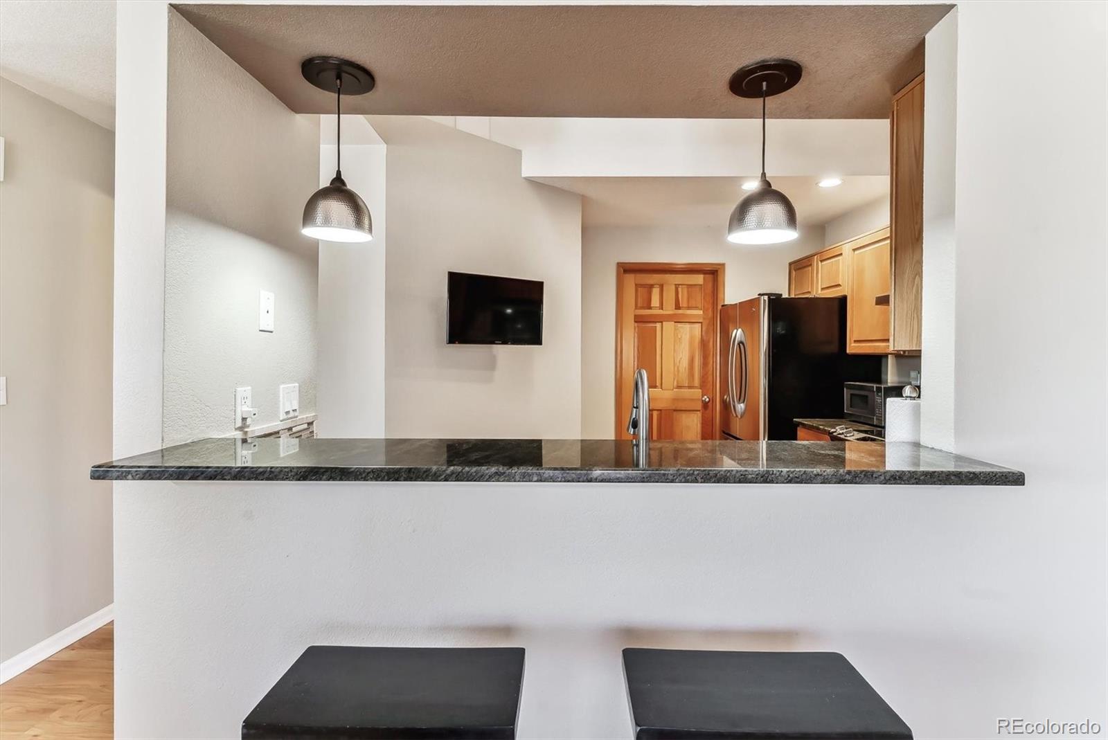 MLS Image #4 for 2135 s troy way,aurora, Colorado