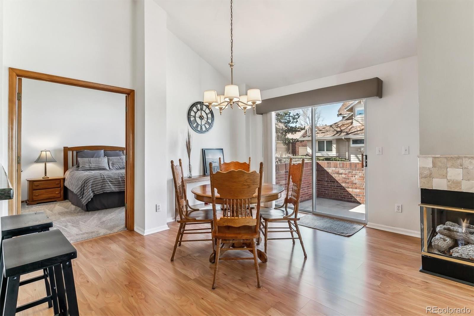 MLS Image #6 for 2135 s troy way,aurora, Colorado