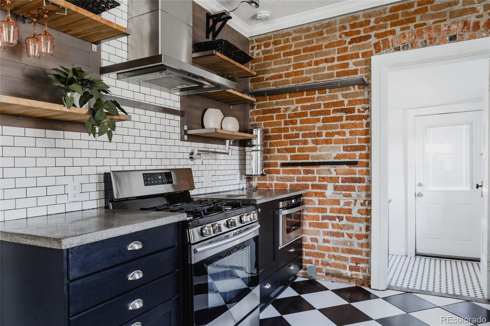 MLS Image #11 for 1788 s sherman street,denver, Colorado