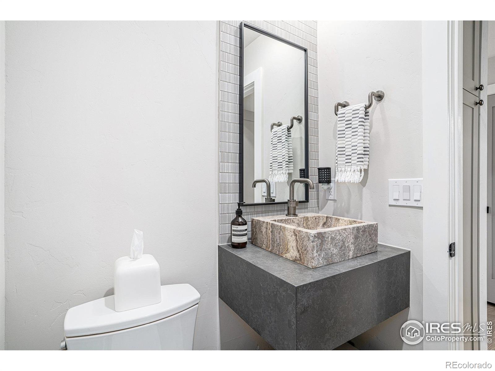 MLS Image #10 for 2730  logan drive,loveland, Colorado