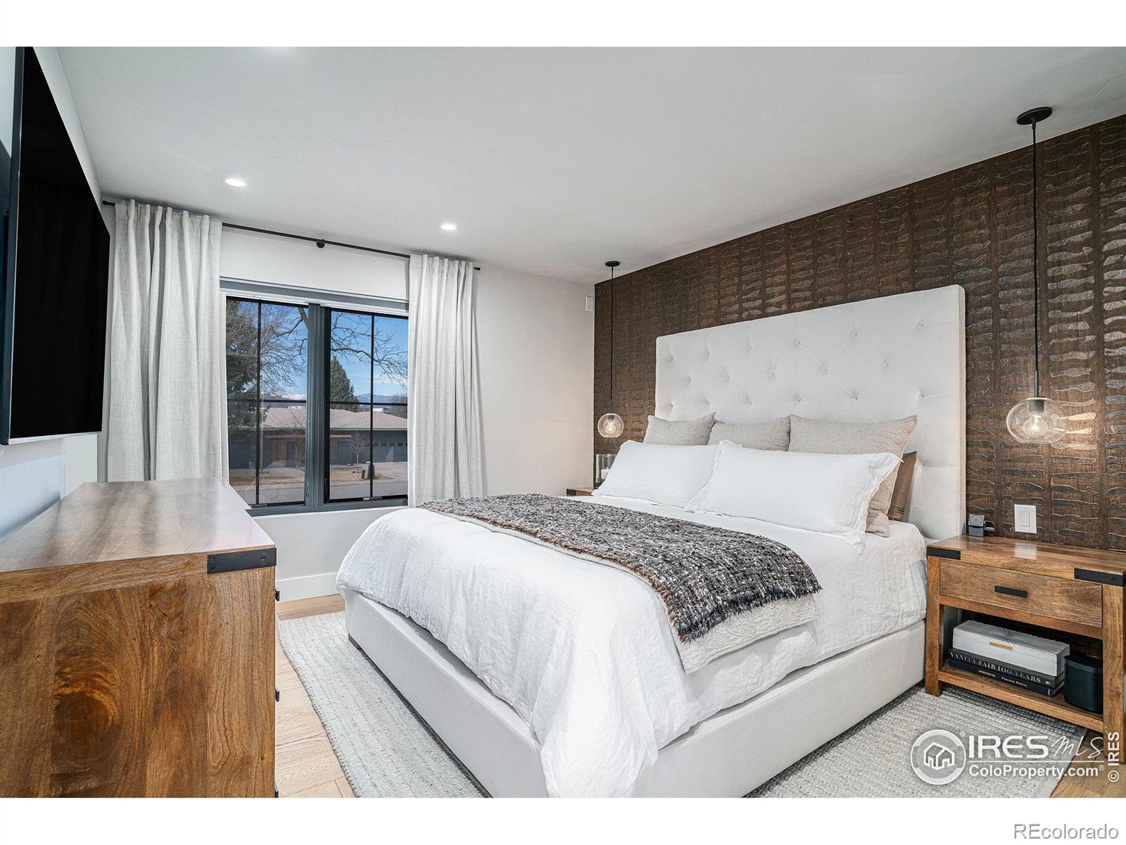 MLS Image #5 for 2730  logan drive,loveland, Colorado
