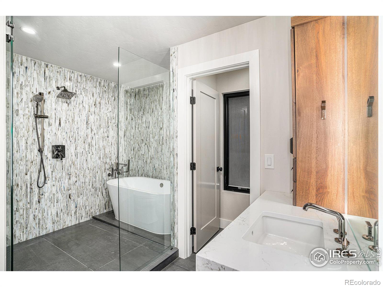 MLS Image #7 for 2730  logan drive,loveland, Colorado