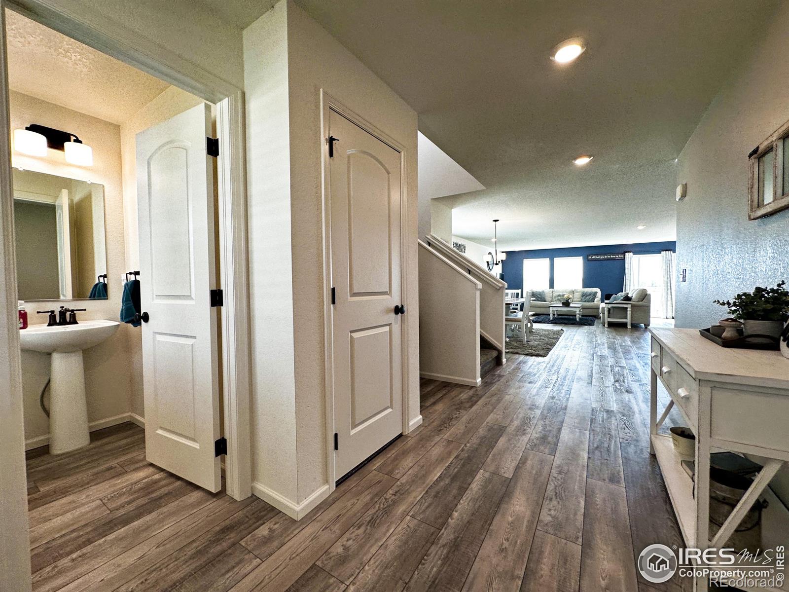 MLS Image #5 for 1495  biffle court,berthoud, Colorado