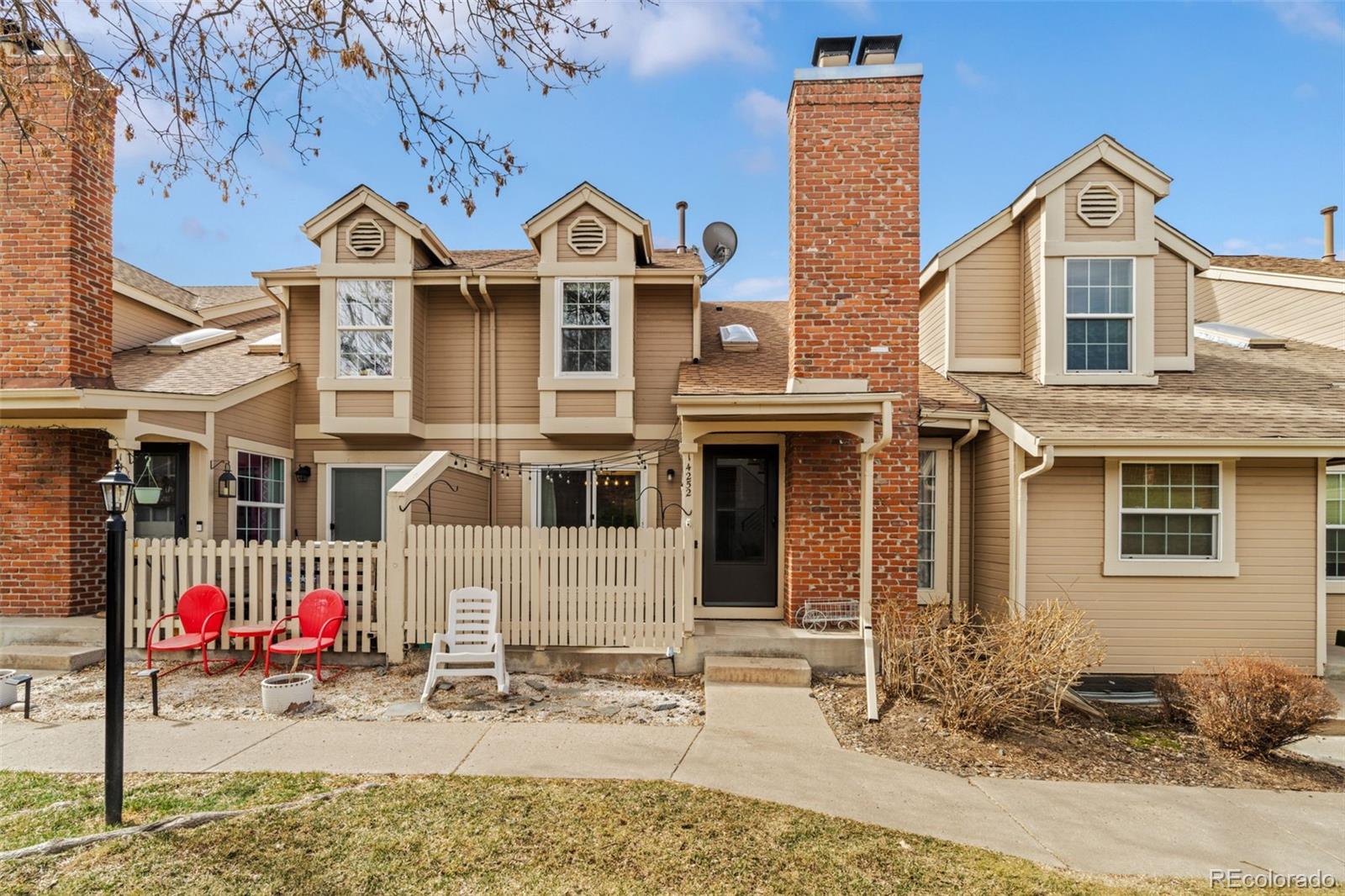 MLS Image #1 for 14252 e radcliff circle,aurora, Colorado