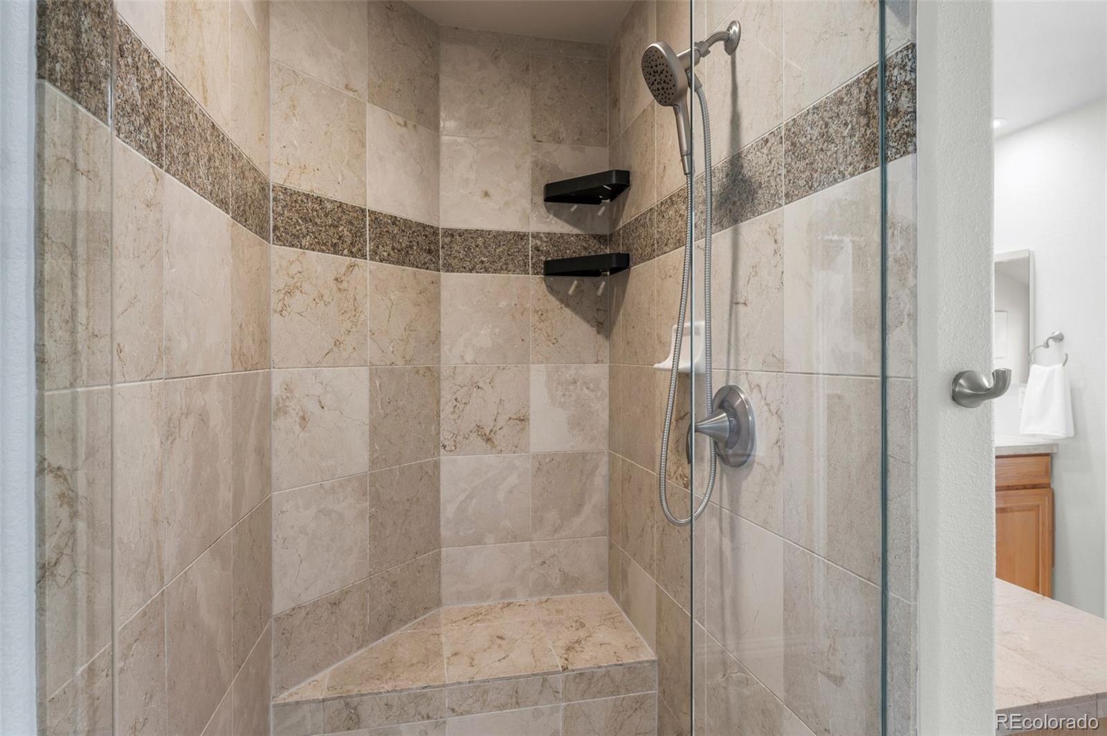 MLS Image #25 for 21548 e ottawa circle,aurora, Colorado