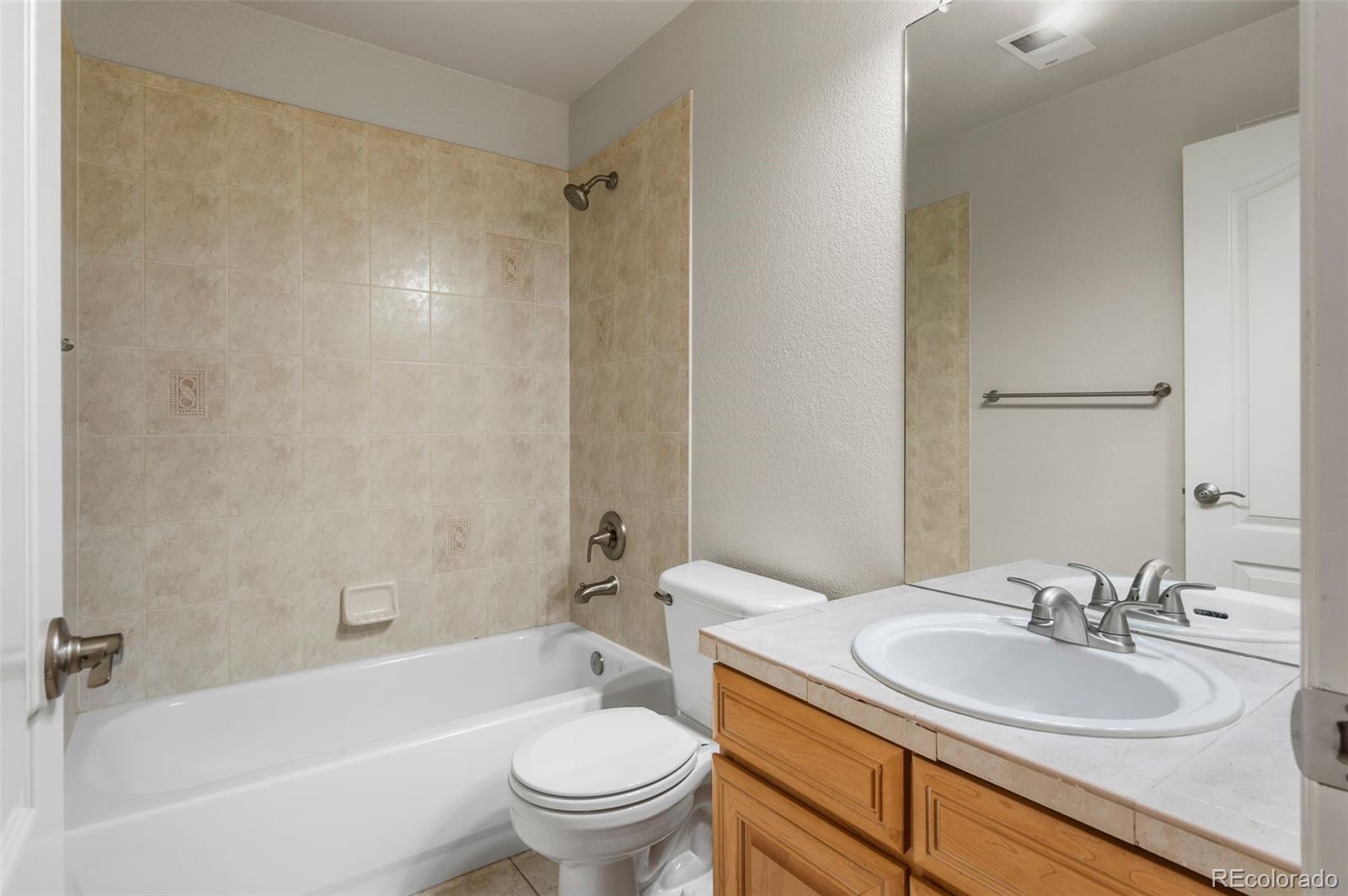 MLS Image #27 for 21548 e ottawa circle,aurora, Colorado