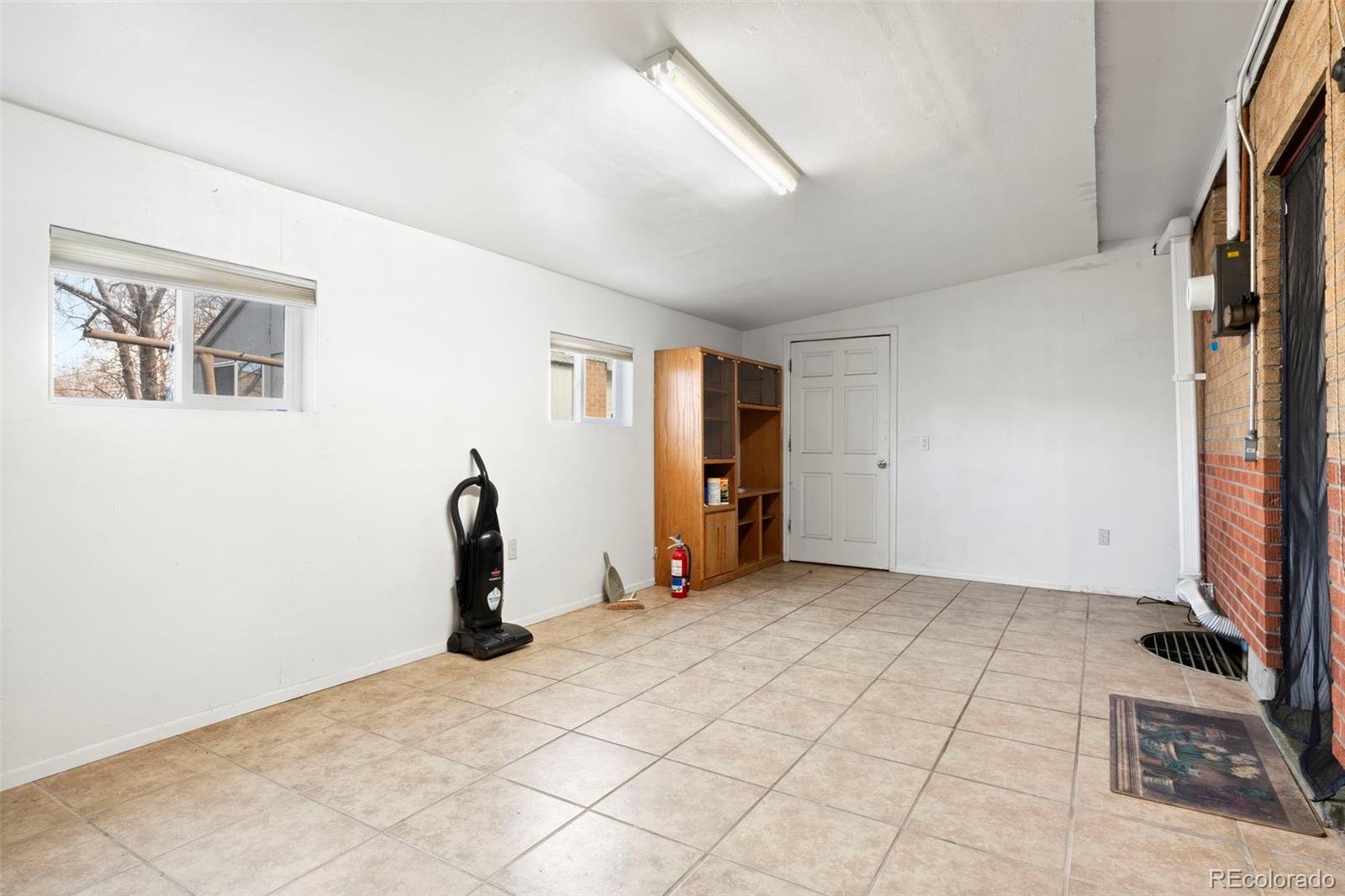 MLS Image #7 for 7140  avrum drive,denver, Colorado