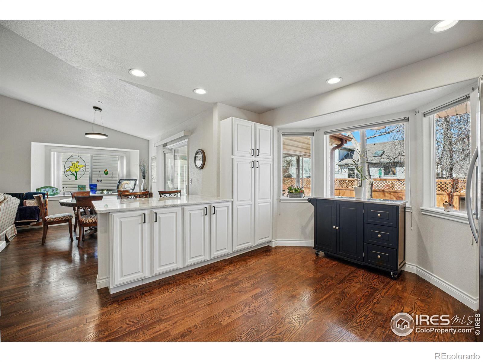 MLS Image #11 for 1602  oak ridge lane,longmont, Colorado