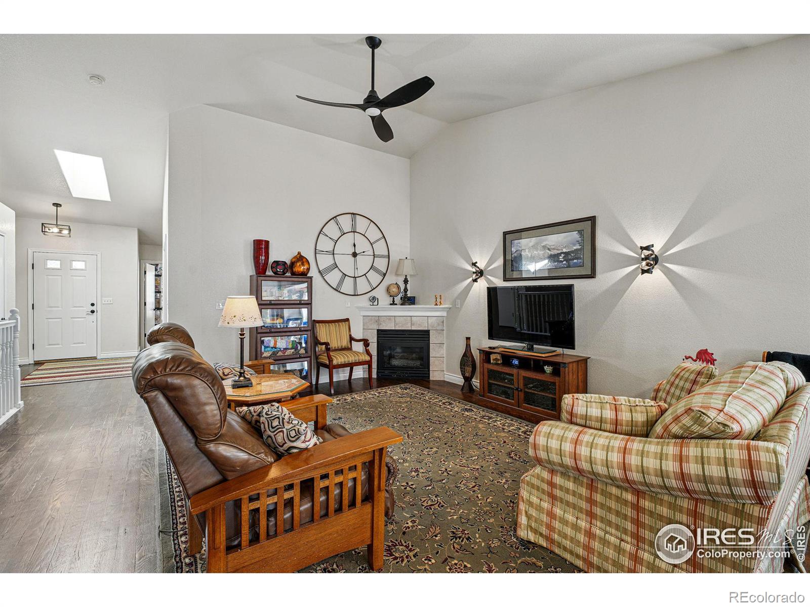 MLS Image #5 for 1602  oak ridge lane,longmont, Colorado
