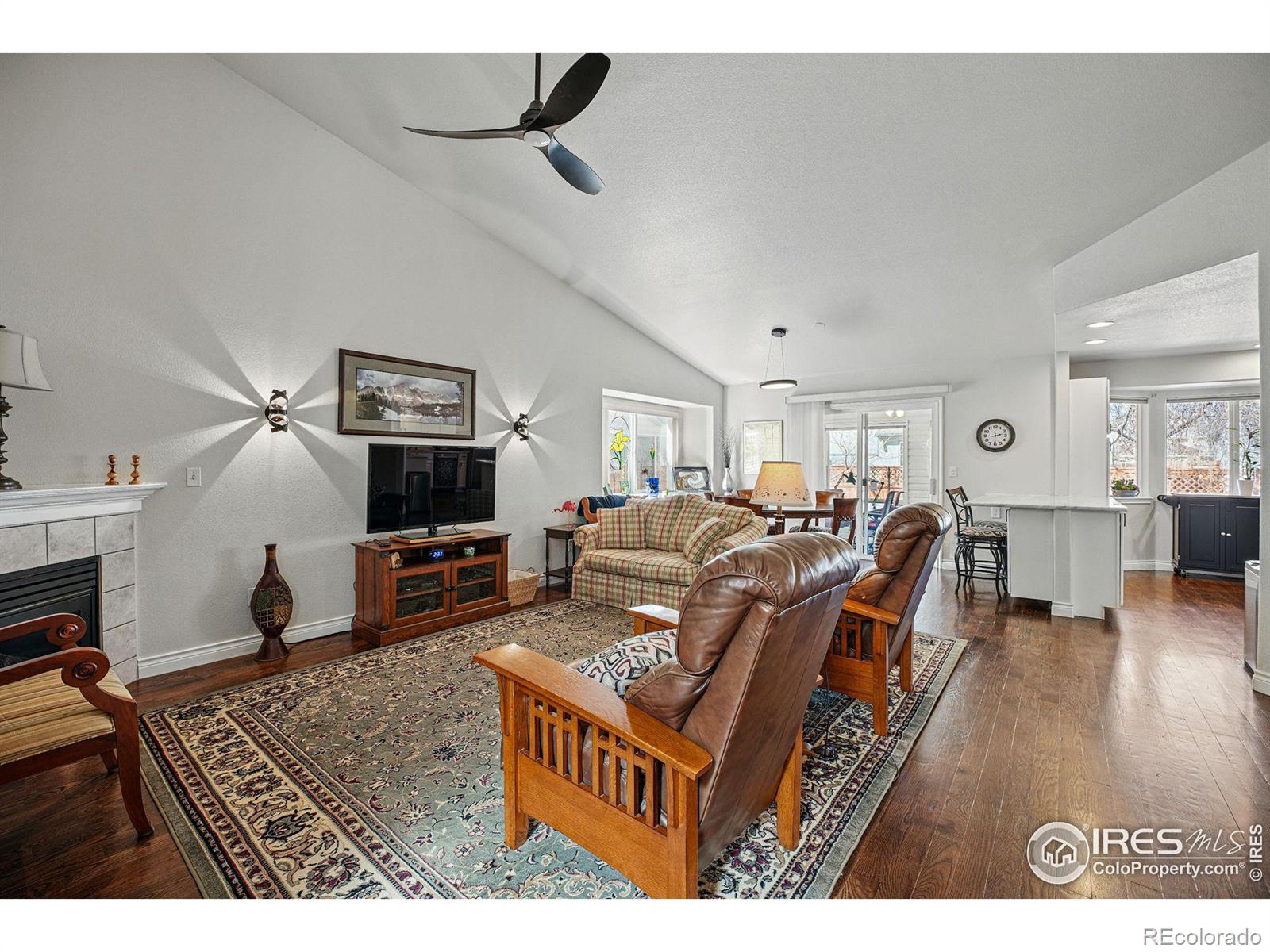 MLS Image #7 for 1602  oak ridge lane,longmont, Colorado