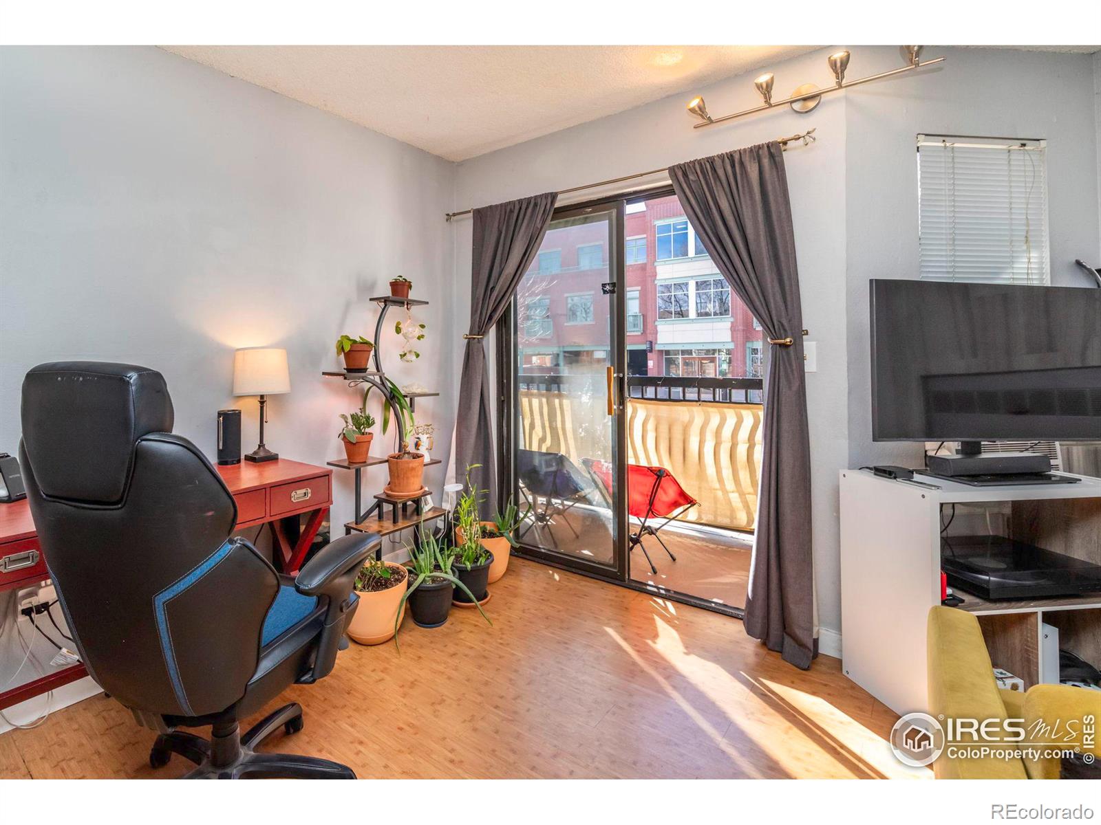 MLS Image #8 for 1800  pearl street,boulder, Colorado