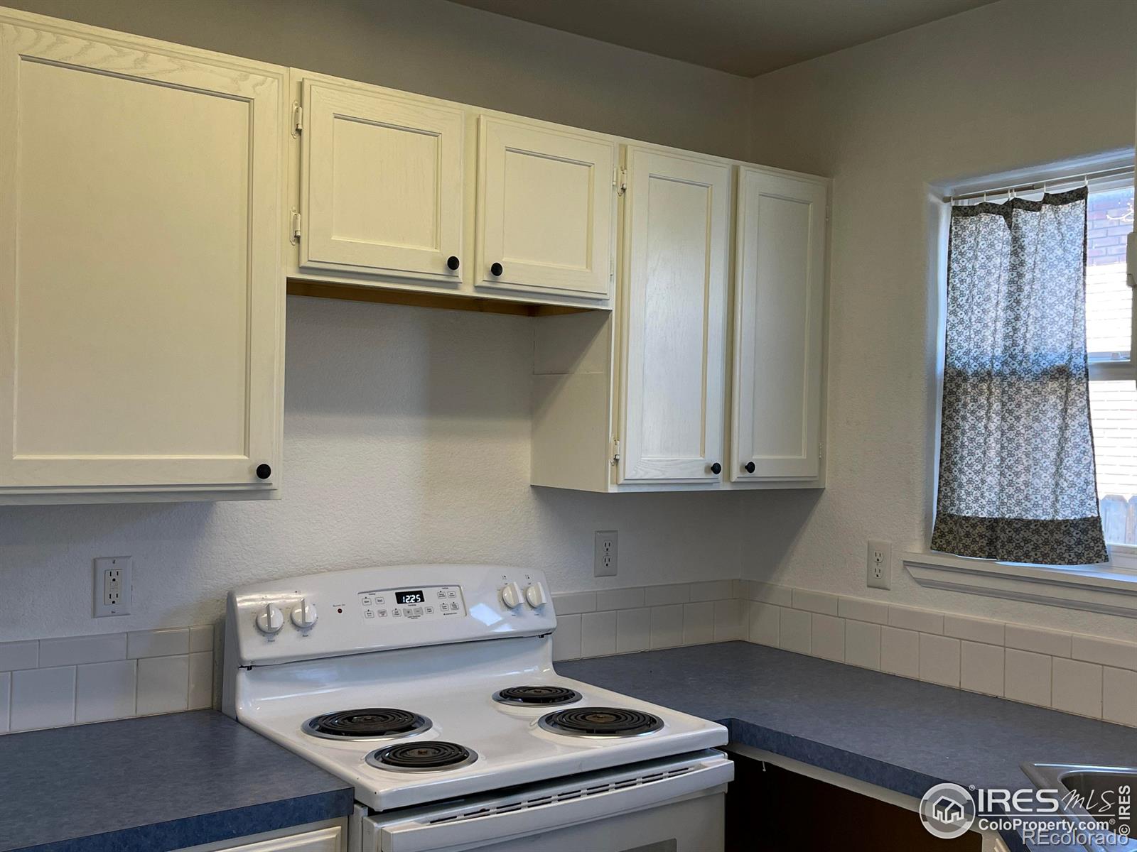 MLS Image #10 for 1339  sumner street,longmont, Colorado
