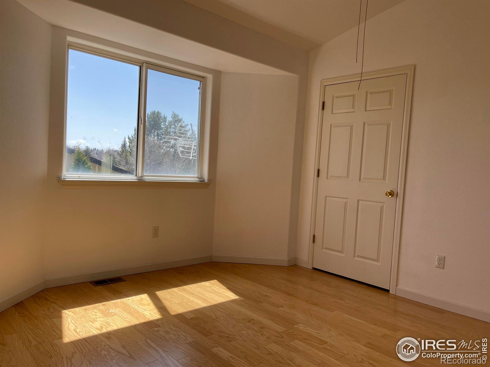 MLS Image #6 for 1339  sumner street,longmont, Colorado