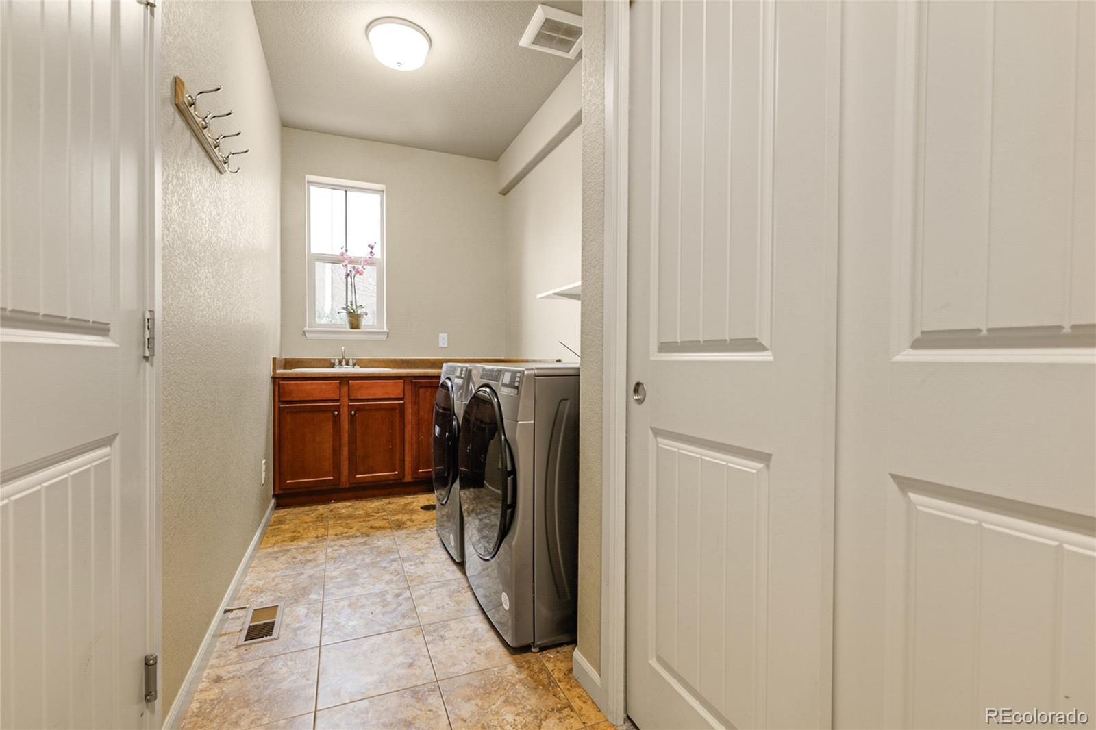 MLS Image #13 for 2344 s lupine street,denver, Colorado