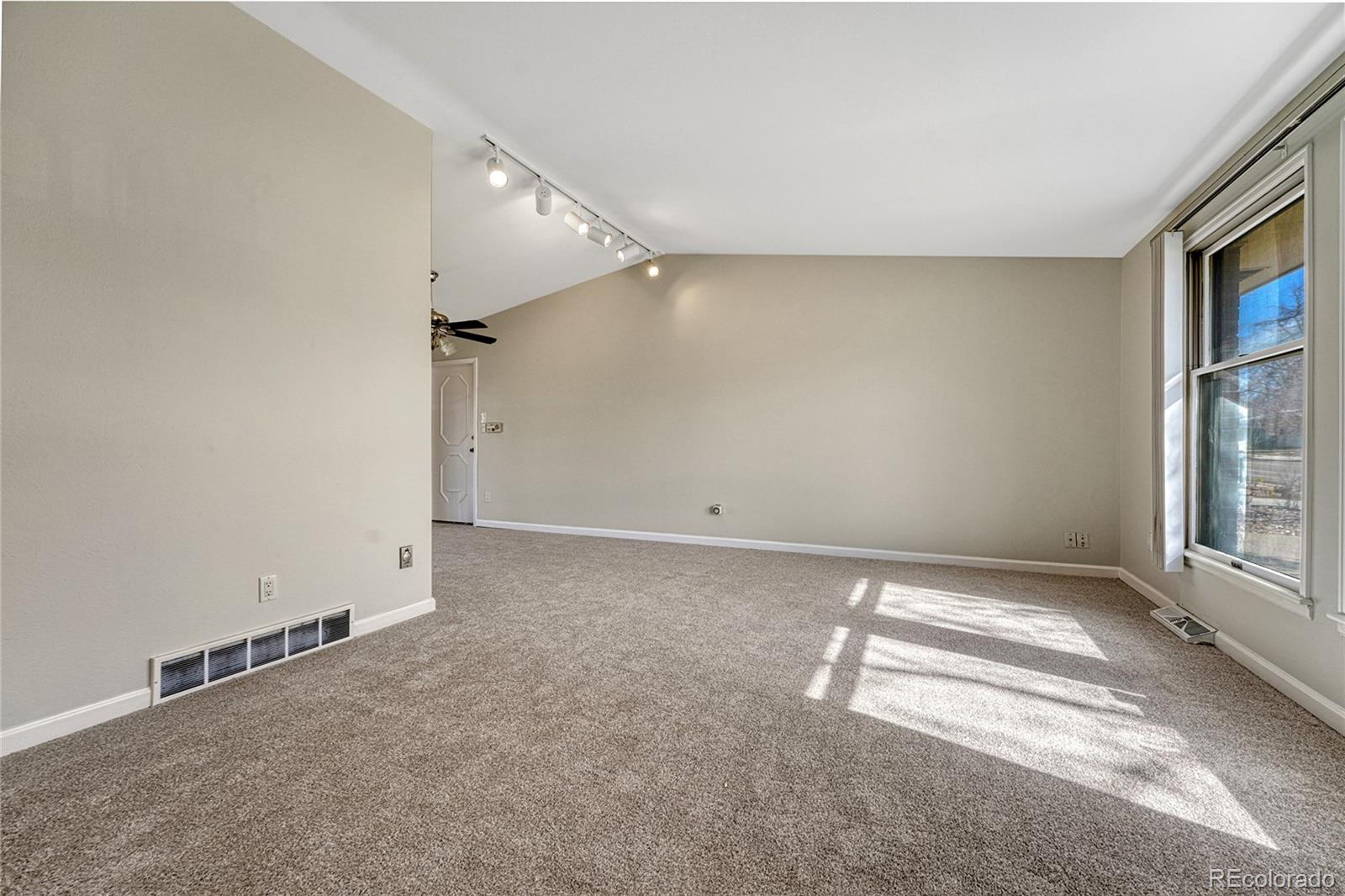 MLS Image #4 for 12605 e exposition avenue,aurora, Colorado