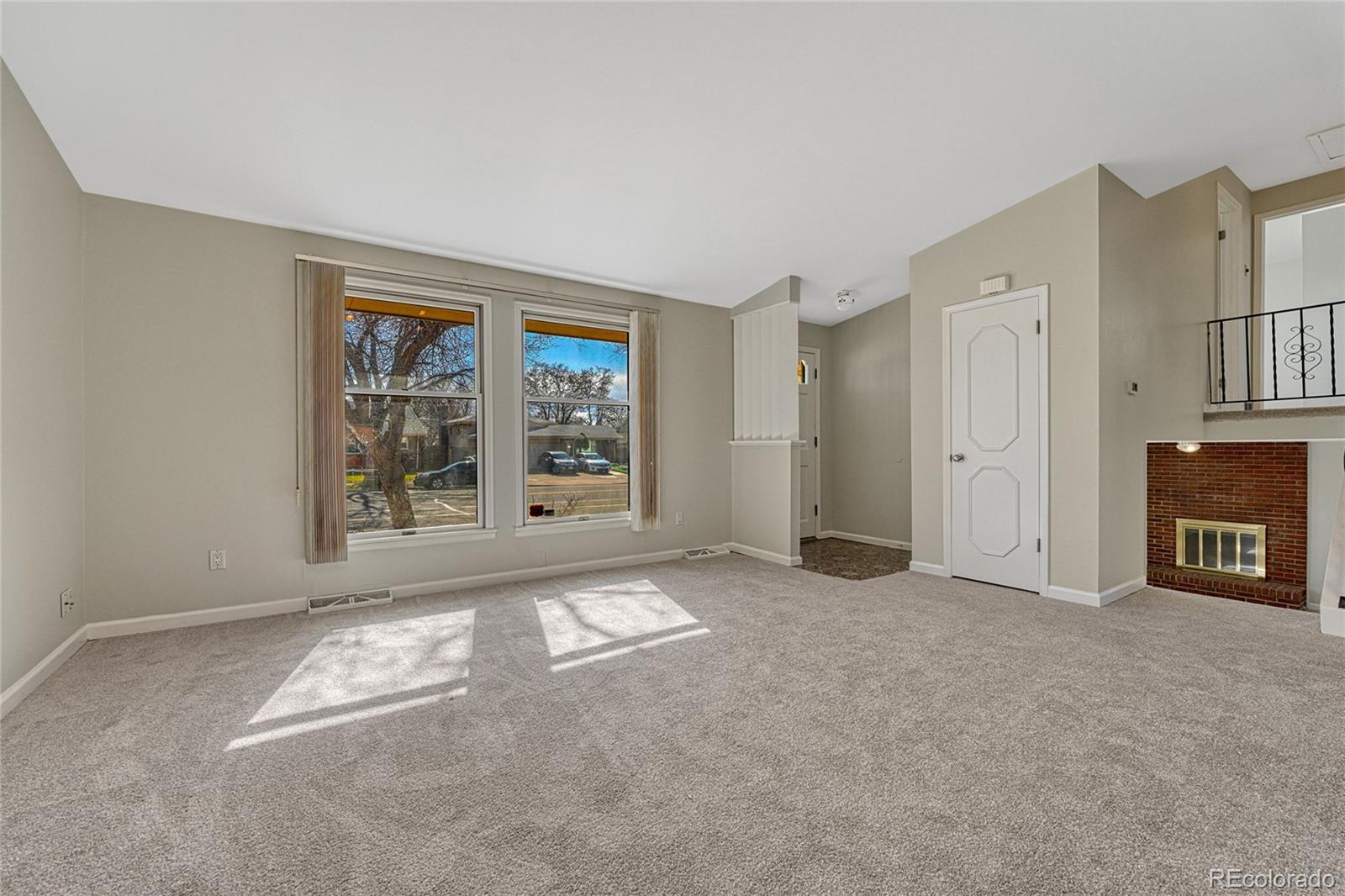 MLS Image #5 for 12605 e exposition avenue,aurora, Colorado