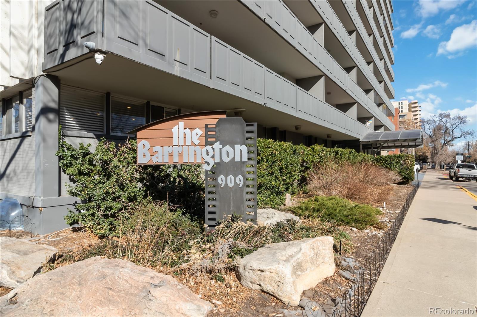 MLS Image #1 for 909 n logan street,denver, Colorado