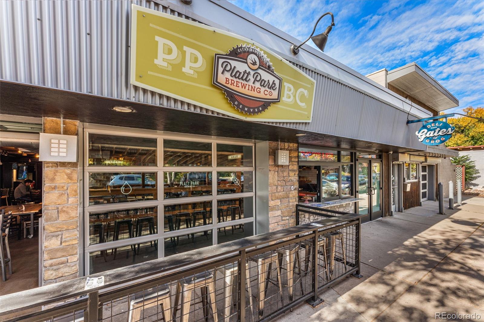 MLS Image #48 for 1975 s pearl street,denver, Colorado