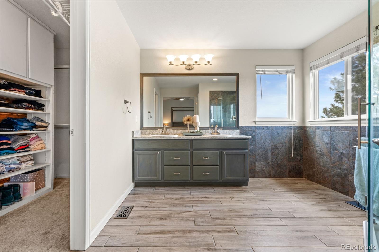 MLS Image #21 for 5604 s shawnee street,aurora, Colorado