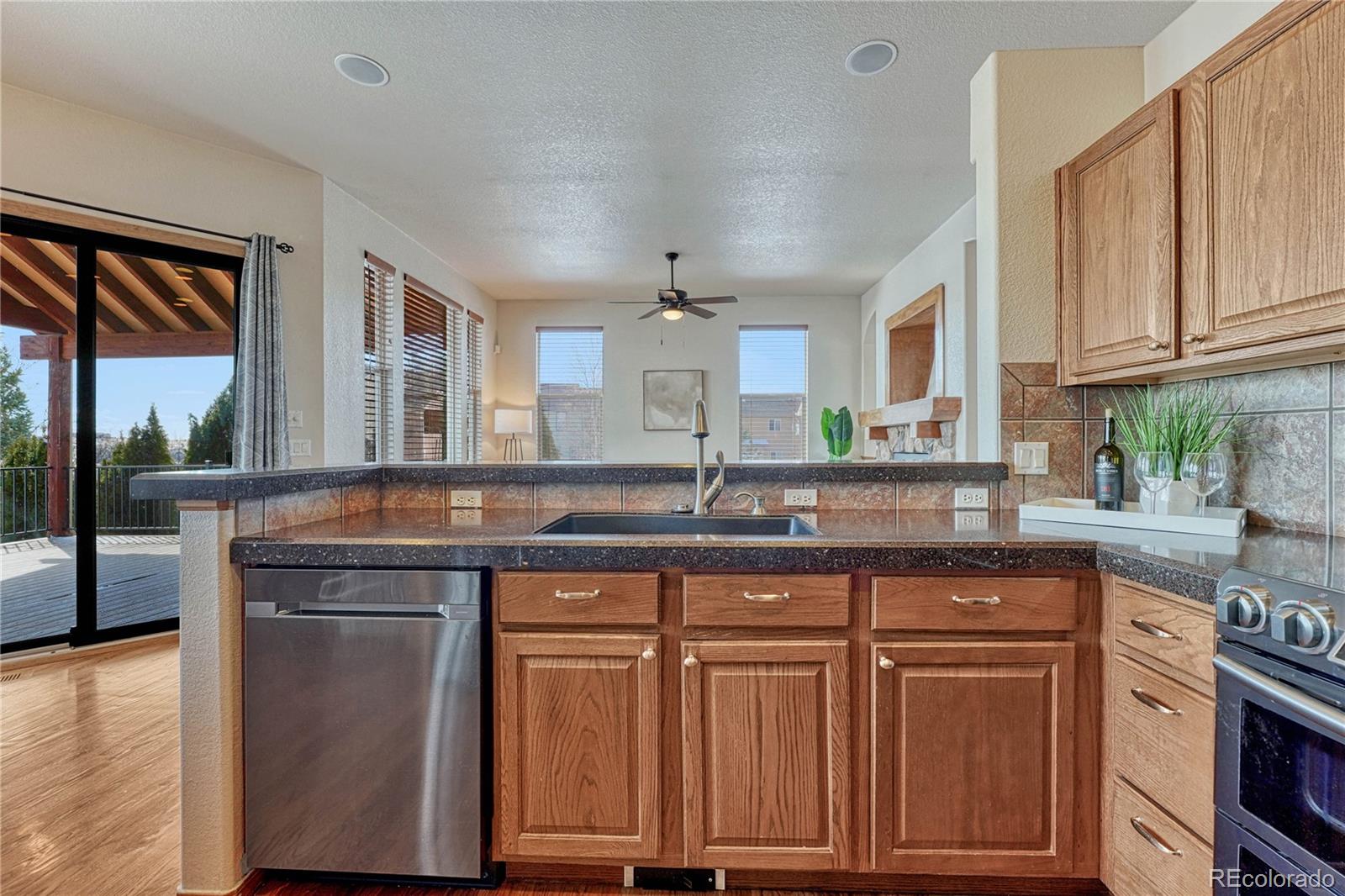 MLS Image #12 for 8641  roaring fork drive,colorado springs, Colorado