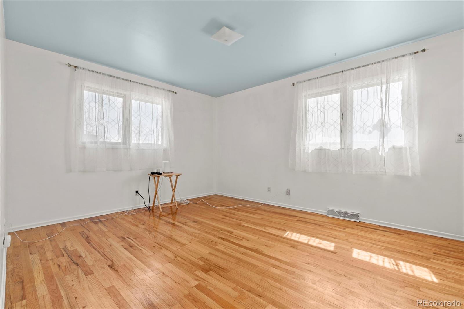 MLS Image #10 for 2799 s ingalls way,denver, Colorado